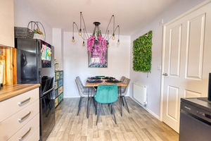 Kitchen/Diner- click for photo gallery
